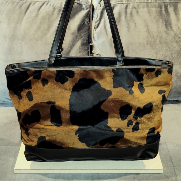 NWOT BUENO CALF HAIR ANIMAL PRINT 3 COMPARTMENT MESSANGER BAG TOTE BROWN & BLACK - Picture 4 of 16